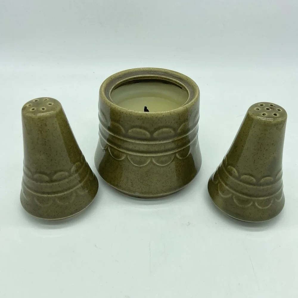 Homer Laughlin Salt Pepper Shakers Sugar Bowl Set Avocado Speckled Vintage‎ MCM